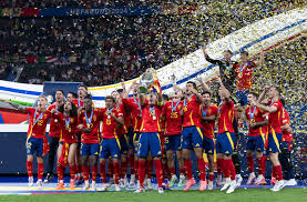 的喝彩声中 的喝彩声中